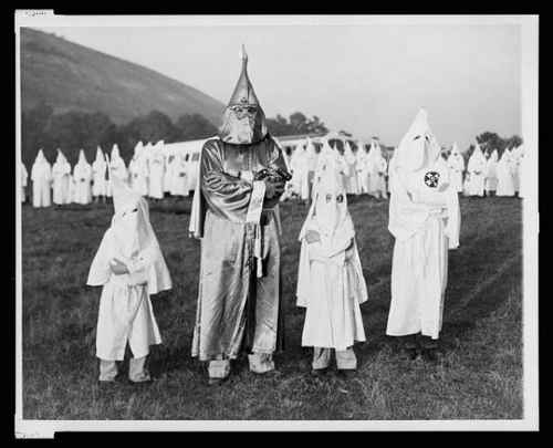 Ku Klux Klan family attend Dollywood
